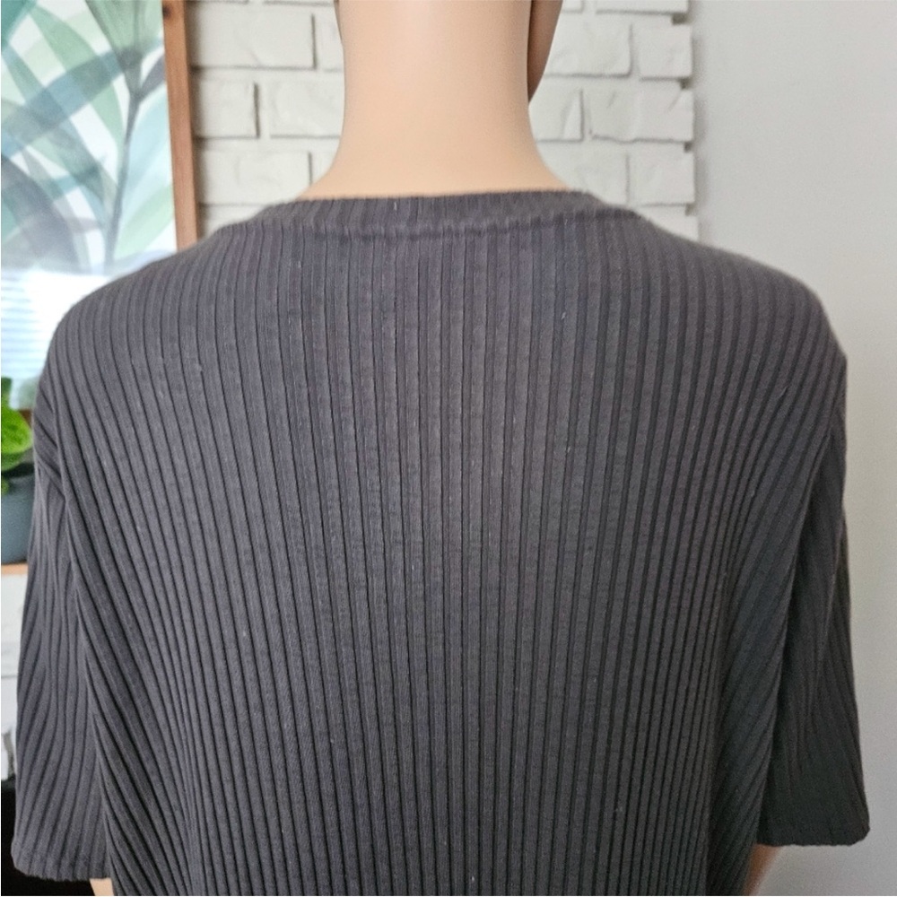 Gray Ribbed Women's Top - Picture 8 of 13
